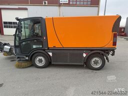 Boschung s3 street sweeper