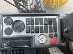 Boschung s3 street sweeper