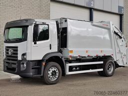 VW Constellation 17.250 BB CH Garbage Collector Tr...