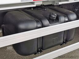 VW Constellation 17.250 BB CH Garbage Collector Tr...