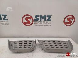 Daf Occ set opstaptredes links DAF