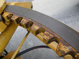 Caterpillar 130G