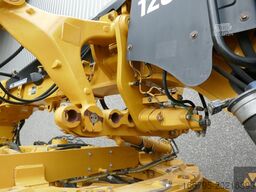 Caterpillar 120M2