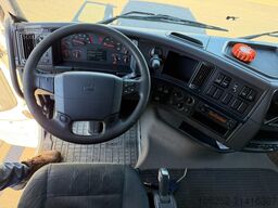 Volvo FH 500 6X2 - TWISTLOCKS + RETARDER - LIFT + STE...