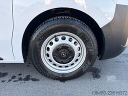 Opel Vivaro 1.5 D 120 L2 +180°Kamera+Navi+Holz+