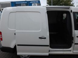 VOLKSWAGEN Caddy Maxi Kasten / Klima / 1 Hand / FN: 225
