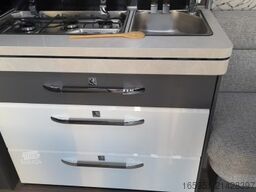 Hobby Excellent 540 WFU 2000kg TV-Halter, Dusche