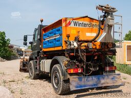 Mercedes-Benz Unimog 400