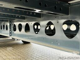 Berger Curtainsider Mega