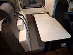 CARADO T 338s Automatik / 5Sitz und Schlafplätze /..