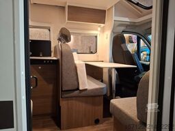 CARADO T 338s Automatik / 5Sitz und Schlafplätze /..