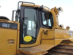 CATERPILLAR D6T