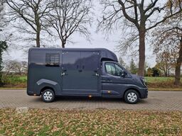 Renault Master STX S3 Automaat nieuw model paardenwagen...