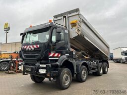 IVECO TRACKER AD450TW 4 Achs Muldenkipper Meiller