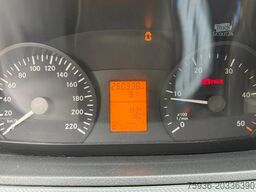 Mercedes-Benz Vito 111 CDI Lang Imperial Achterklep 3 zits 2 ...