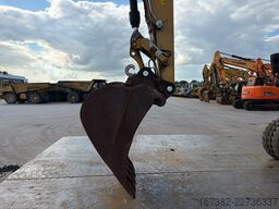Caterpillar M320F