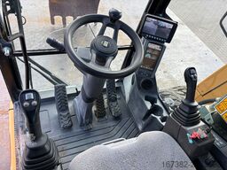 Caterpillar M320F
