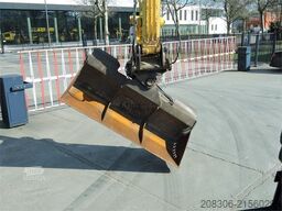 KOMATSU PC210-LCI + GPS