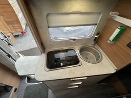 KNAUS Van TI 640 MEG Vans. AHK Solar Alarm Lithium