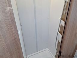 BÜRSTNER Lyseo TD 690 G Hubbett