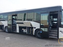 IVECO NEUER CROSSWAY 10.7 EURO 6 mit 49 Sitzplätzen
