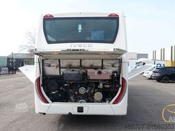 IVECO NEUER CROSSWAY 10.7 EURO 6 mit 49 Sitzplätzen