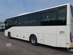 IVECO NEUER CROSSWAY 10.7 EURO 6 mit 49 Sitzplätzen