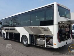 IVECO NEUER CROSSWAY 10.7 EURO 6 mit 49 Sitzplätzen