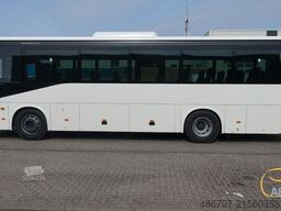 IVECO NEUER CROSSWAY 10.7 EURO 6 mit 49 Sitzplätzen