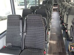 IVECO NEUER CROSSWAY 10.7 EURO 6 mit 49 Sitzplätzen