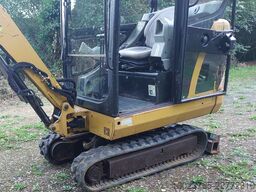 Caterpillar 301.8