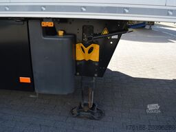 SCHMITZ CARGOBULL SKO FP 60 ThermoKing SLXi 300