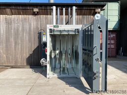 Miles Fahrzeugbau GmbH Miles Fahrzeugbau GmbH Miles Fahrzeugbau GmbH