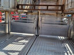 Berdex FH 460 Berdex 3 deck livestock - Loadlift - Lif...
