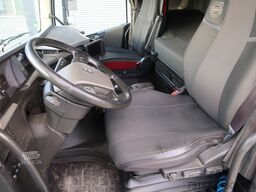 Volvo FH 460 8x2 Nachlauflenkachse