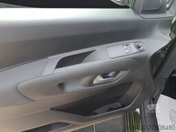 Citroën Berlingo XL Plus 1.5D 130 +180°Kamera+FSH+SHZ+