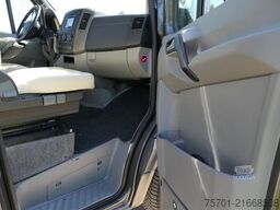 MERCEDES-BENZ La Strada Nova M