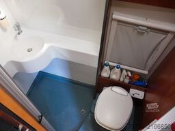 MERCEDES-BENZ La Strada Nova M