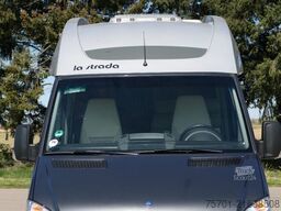 MERCEDES-BENZ La Strada Nova M