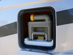 MERCEDES-BENZ La Strada Nova M