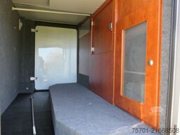 MERCEDES-BENZ La Strada Nova M