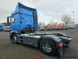 Mercedes-Benz Actros 1842 LS StreamSpace Retarder Kühlschrank
