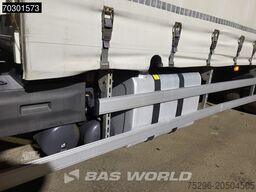 Renault T 480 6X2 Curtainsides Lift + steering axle Aut...