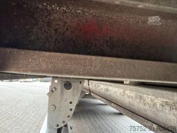 Kraker 92m3 Cargo Floor GMP, Top condition