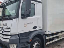 Mercedes-Benz Antos1833