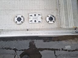 Mercedes-Benz Antos1833