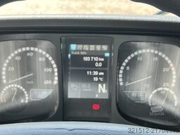 Mercedes-Benz Antos1833