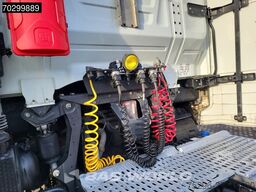 Iveco S-Way 460 4X2 Mega Retarder 2xTanks ACC Euro 6