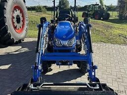 New Holland Boomer 25 C + Sauerburger UMN 1400