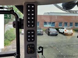 JCB Fastrac 4220 iCON
